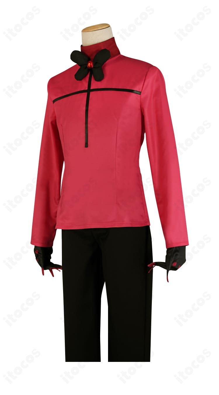 アラスター衣装 内側装飾のクローズアップ。裏側の縫製と留め具、見えない部分の丁寧な仕立てを示す画像。