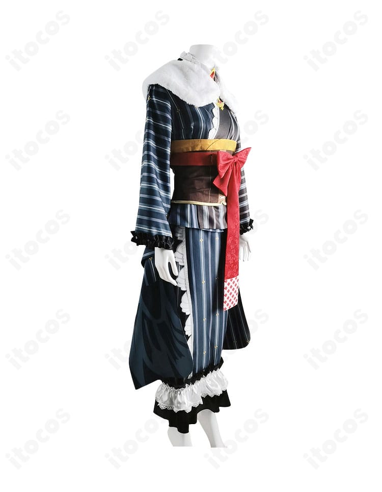 鷹嶺ルイお正月衣装の右側面。腰蝶結びと飾り物のボリューム、袖のラインが映える角度。