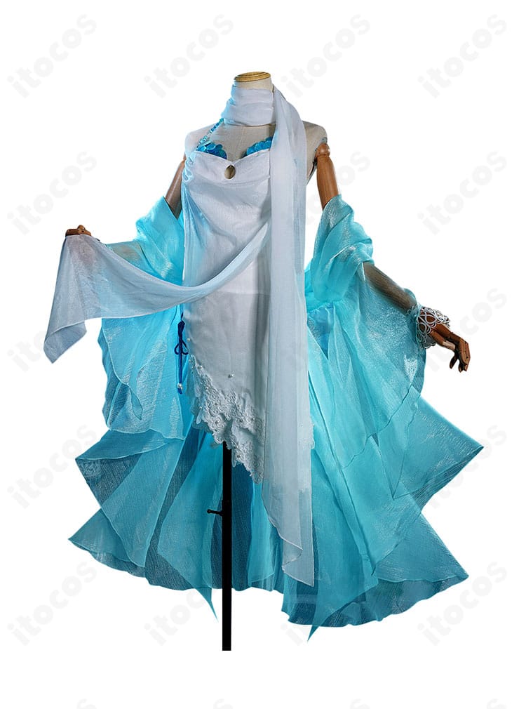 無期迷途 L.L. コスプレ衣装の側面。マフラーと裾ライン、レイヤードの落ち感が分かるアングル。