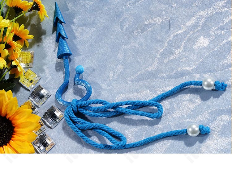 L.L. 島主衣装のウエスト装飾アップ。シルエットを整えるポイントディテール。