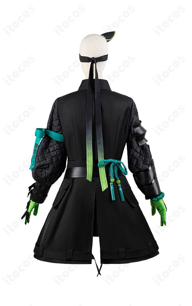 ヤエノムテキ 勝負服の背面。背中の切替と帯・飾りの配置まで細部を再現。