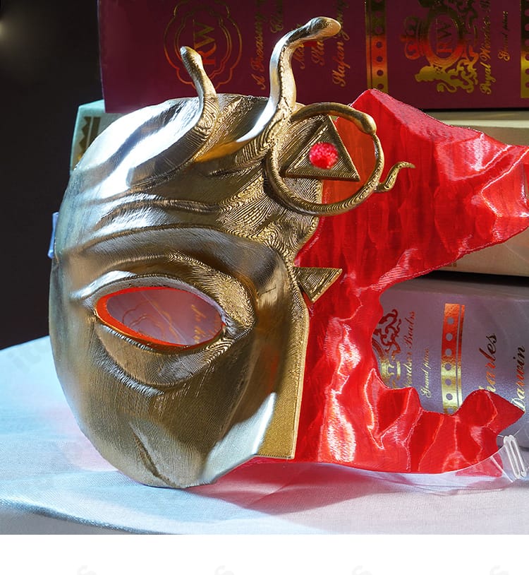 夜の番人（イタカ）の仮面（別売り）のディテール、独特の造形と塗装表現