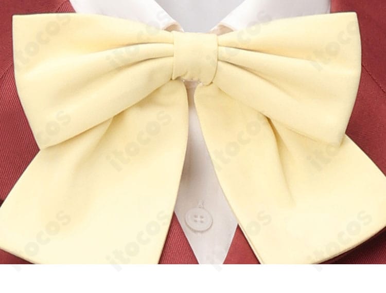 胸元の蝶結びアクセントを拡大。リボンの立体感と結び目の仕立てが伝わるウェンディ・マーベル衣装。