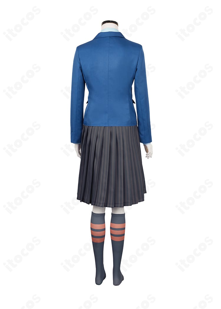 ウィキッド シズ大学 制服コスプレの背面。コートの後ろ姿と裾の広がりを示す画像