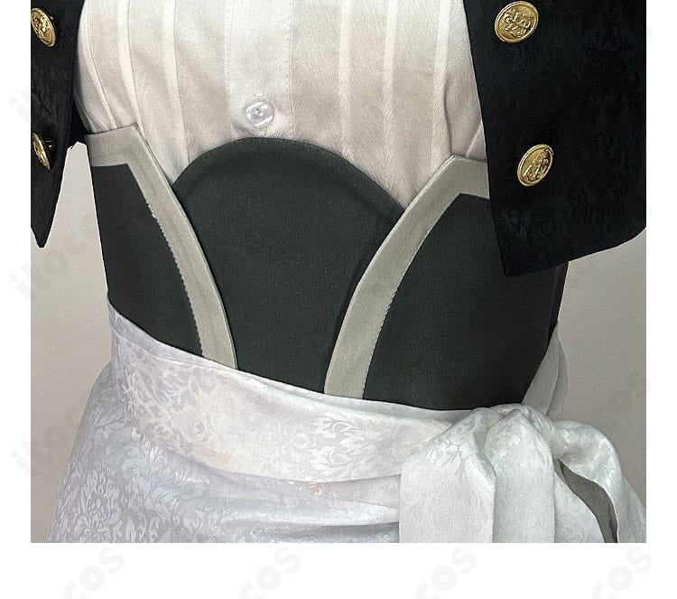 ウエストのコルセットベルト装飾。編み上げと金具の質感、ウエストマークの効果が分かる画像。