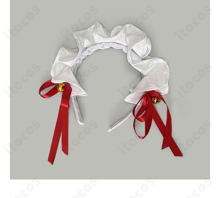 髪飾り・カチューシャの意匠。頭部アクセの形状と装着バランスを示す近接ショット。