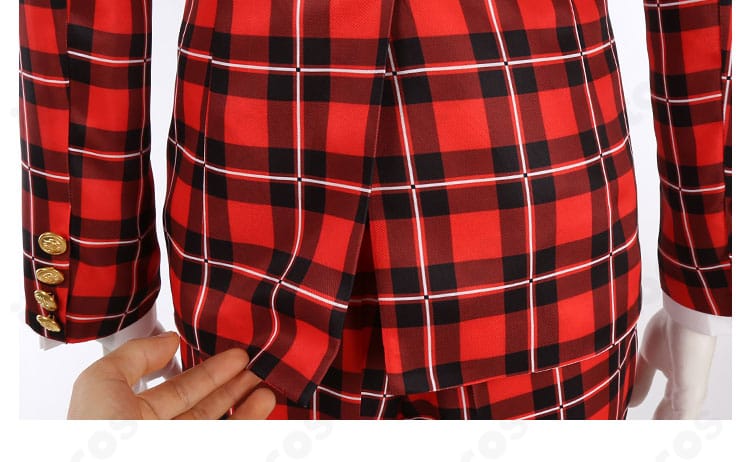 エース・トラッポラ コスプレ衣装 背面裾の装飾と切り替えの詳細