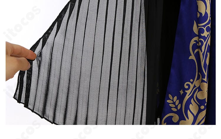 衣袖の切り替えラインと装飾パーツのディテール