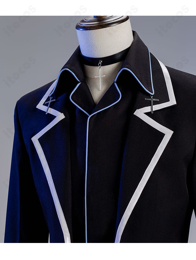 月詠イクトのチョーカーと襟周りの装飾。首元アクセントの形状とバランスを分かりやすく示したアップ。