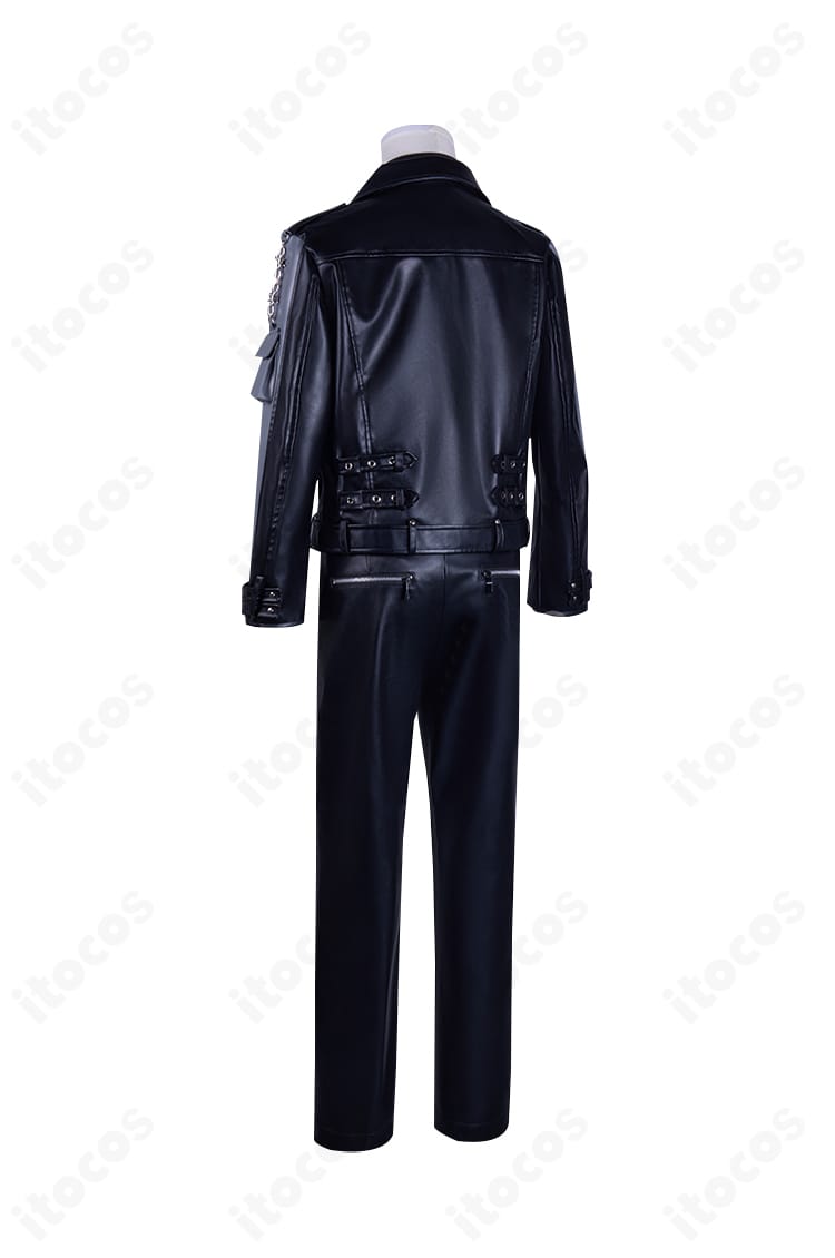 恋と深空 シン 異界の来客 コスプレ衣装の背面全体。後ろ姿のラインとコート丈のバランスが見える