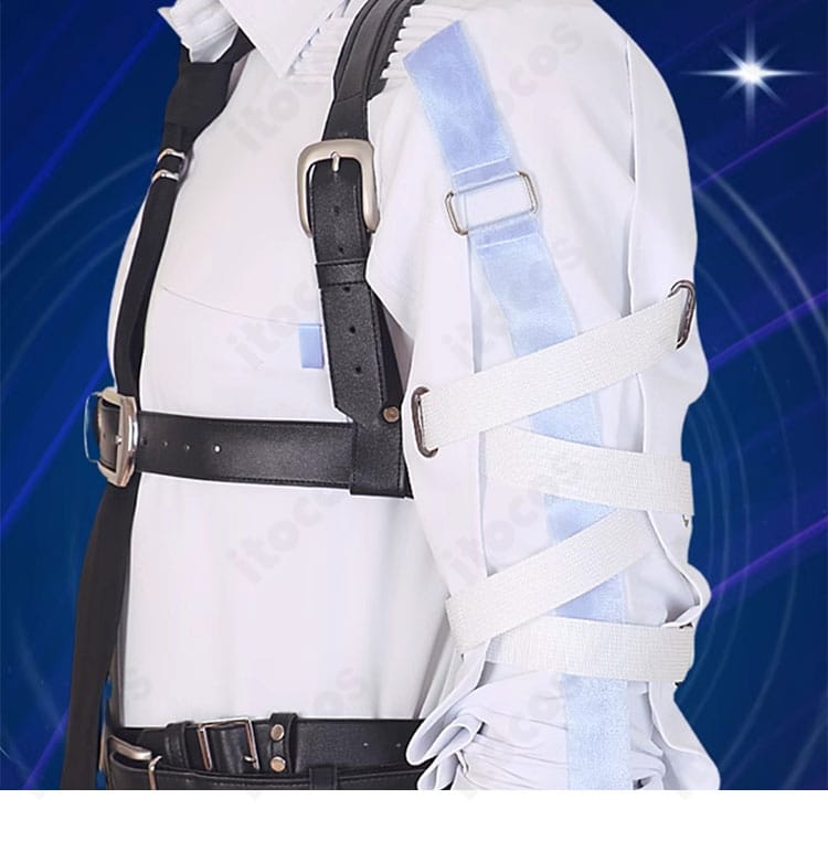 左肩〜袖口の装飾アップ。刺繍とカフの質感、縫製の丁寧さが見える画像