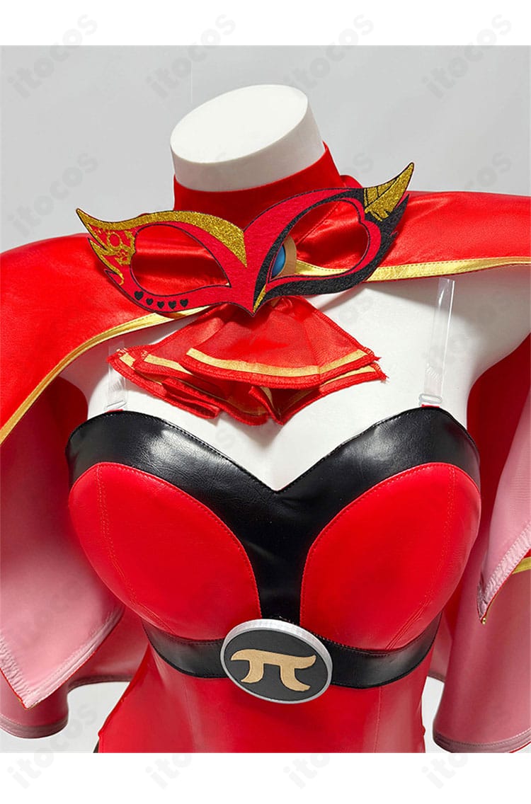 装飾パーツのクローズアップ。手袋のパイピング、スカーフの生地感、仮面のカーブと塗装の精度を示す画像。