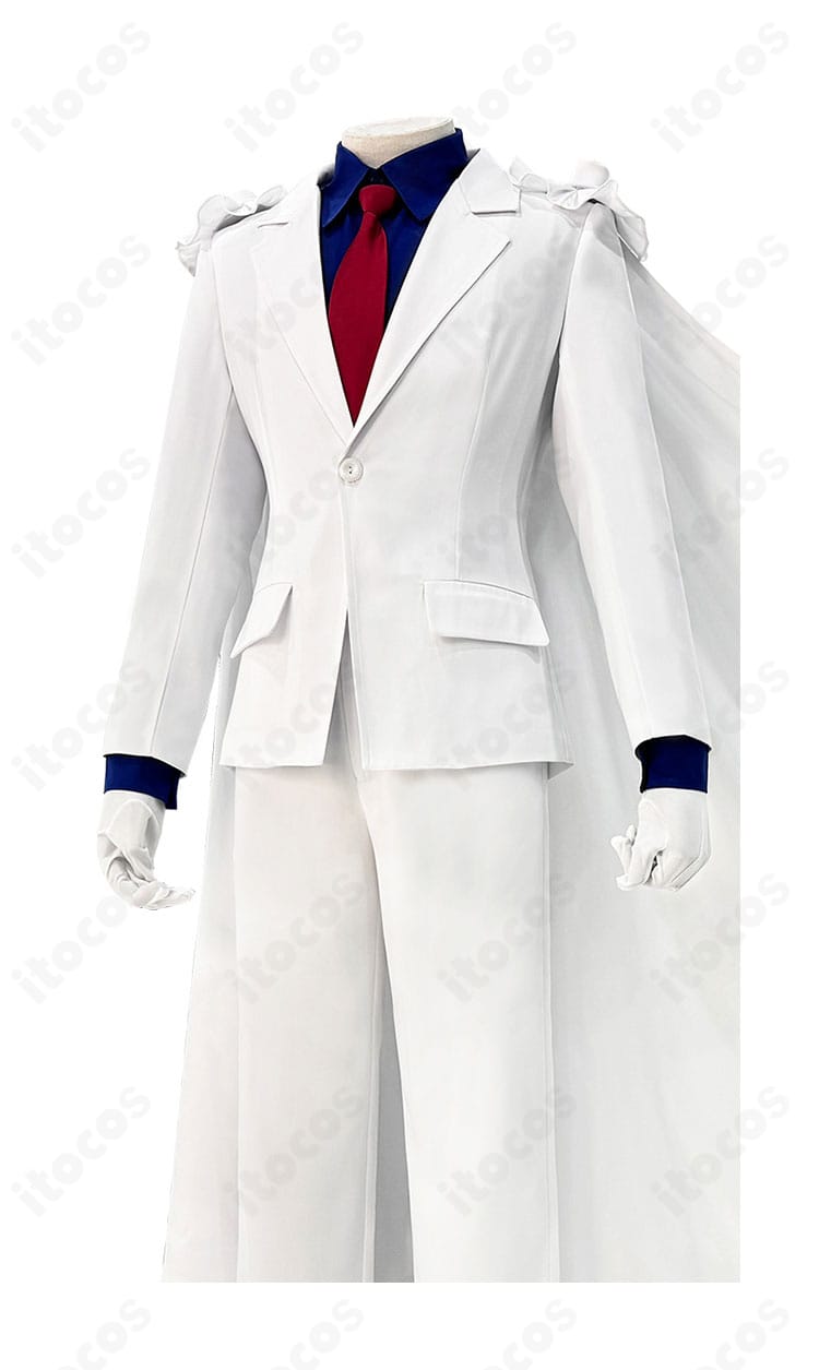 怪盗キッド衣装 側面図。パンツラインとシャツのカッティング、マントの厚みが確認できる写真