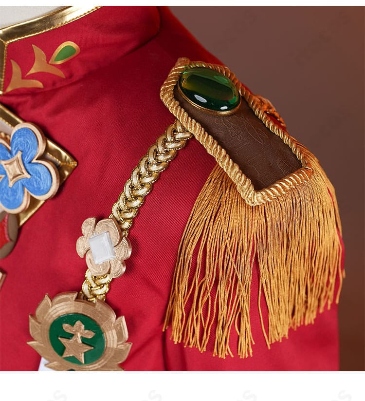 肩部の装飾ディテール。エッジの形状とステッチ感が分かる近接写真。