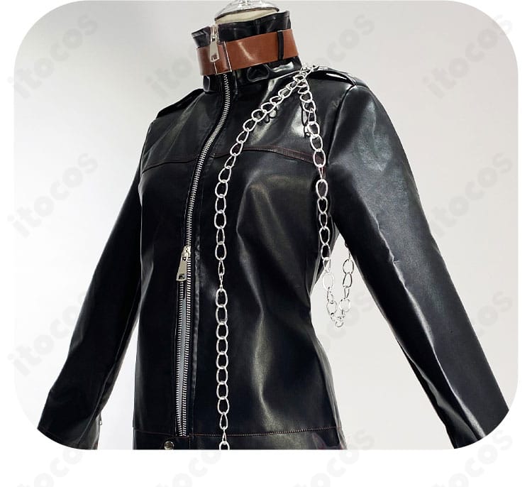 上衣の装飾配置と素材感を見せる上衣ディテール