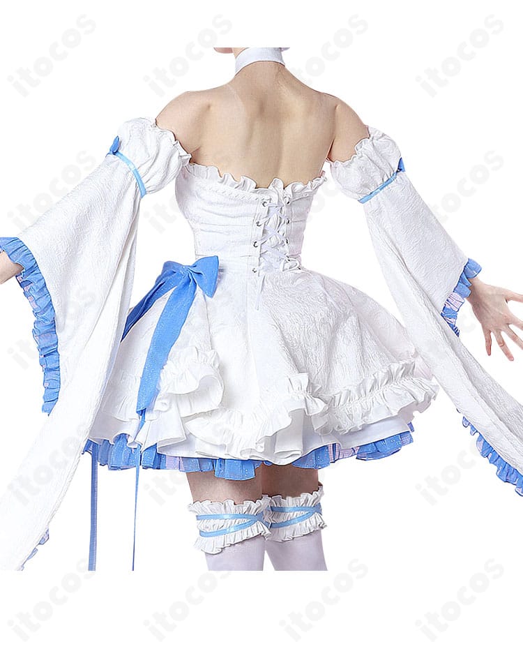 Re:ゼロ レムのグラスエディション コスプレ衣装 背面。レースアップのひも装飾とシルエットが確認できる。