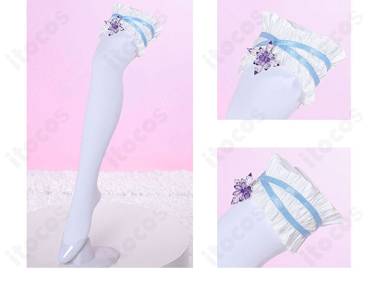 レム コスプレ衣装 足元の装飾ディテール。裾まわりのバランスと縁取りを強調。