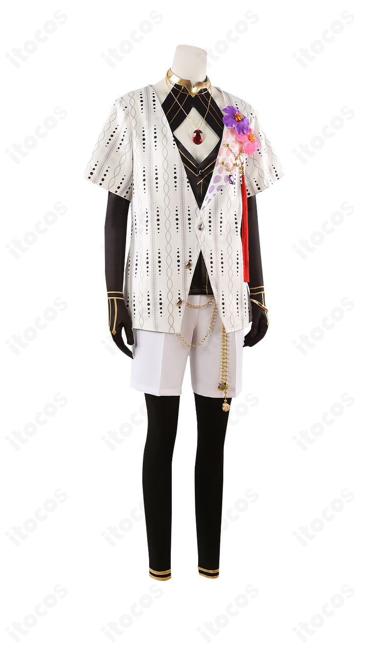 右側面から見たカルナ夏コーデ衣装。コートのラインとショートパンツの丈感、手袋の収まりを確認できる画像