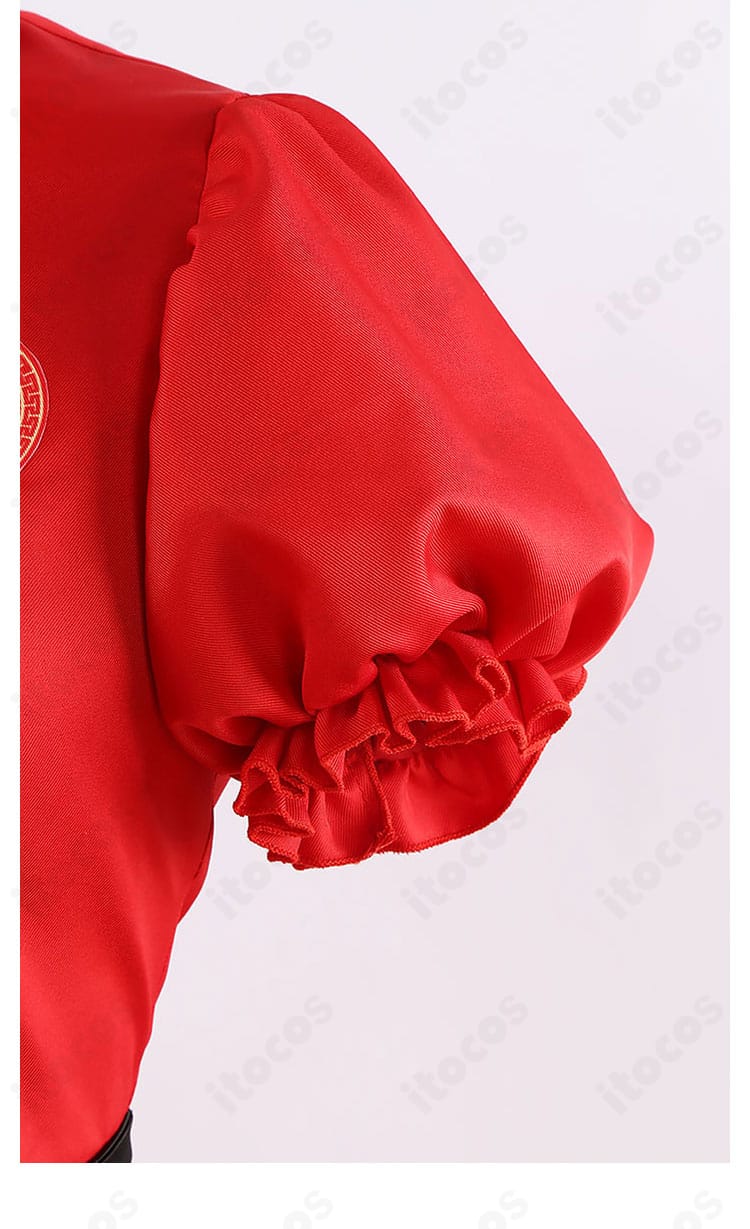 肩から袖口の装飾ディテールの接写（朱城ルミ コスプレ衣装）