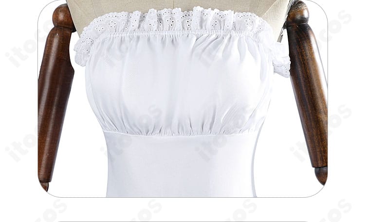 胸元デザインのアップ。切り替えラインが美しいバスト周りのディテール