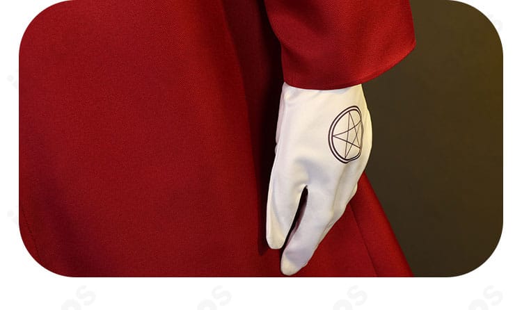 手袋のディテール。アーカードコスに合わせた手袋の質感とフィット感が伝わる近接画像。