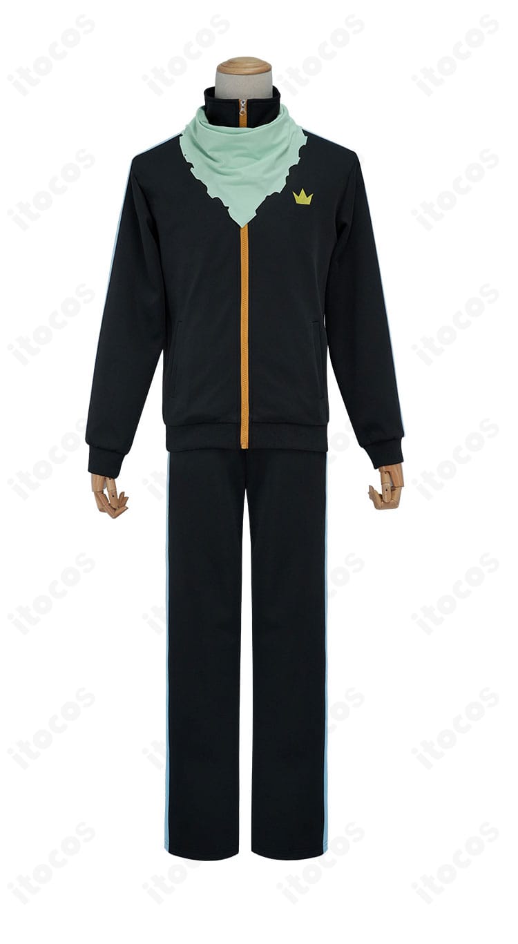 ノラガミ 夜トコスプレ衣装の正面画像。刺繍入りジャージの胸元とラインを明瞭に写したカット。