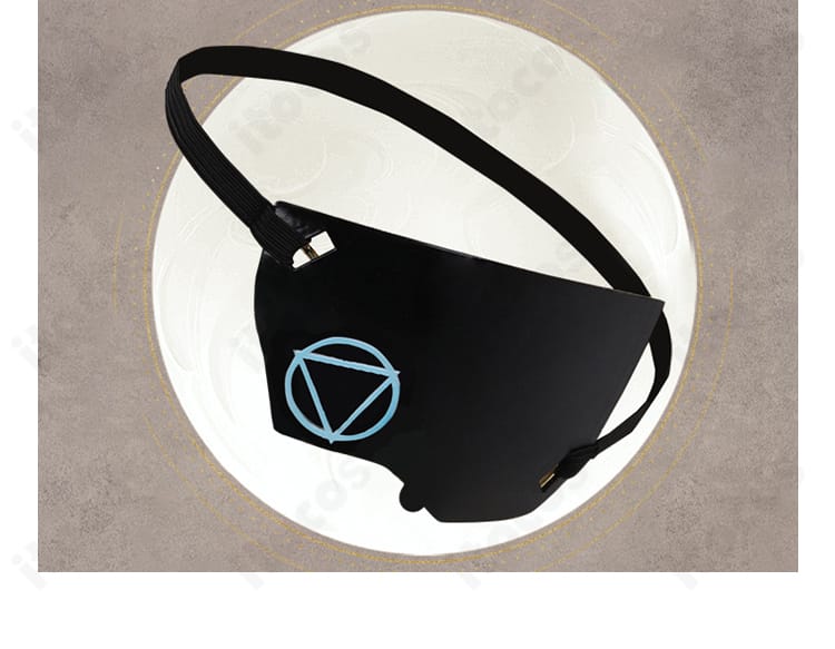 ノートン・キャンベル 輝安鉱コスプレの付属アクセサリー詳細。眼帯・手鎧・輝安鉱道具のセット