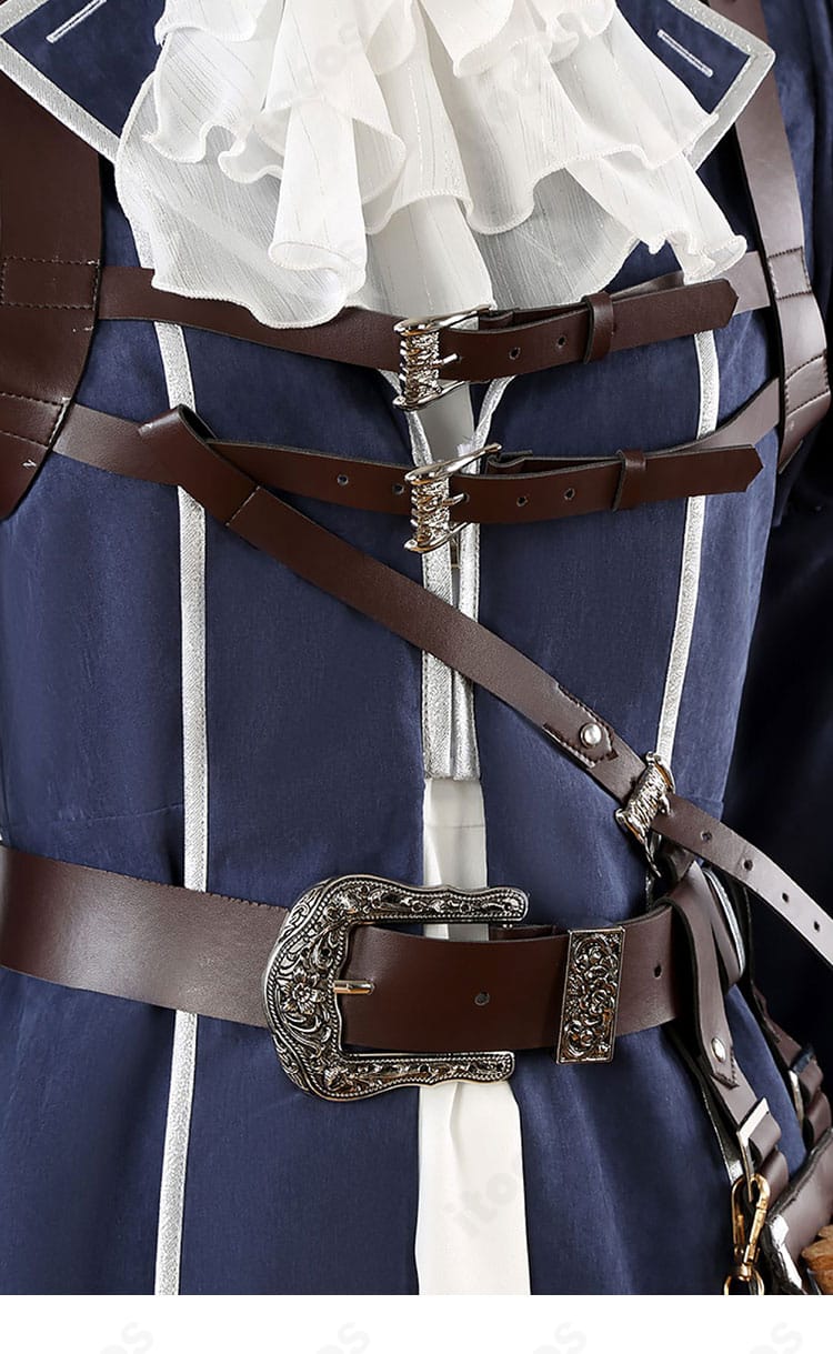 オベロン 英霊博装の腰ベルト装飾アップ。バックル形状とベルト幅、取り付け位置の再現を示す。