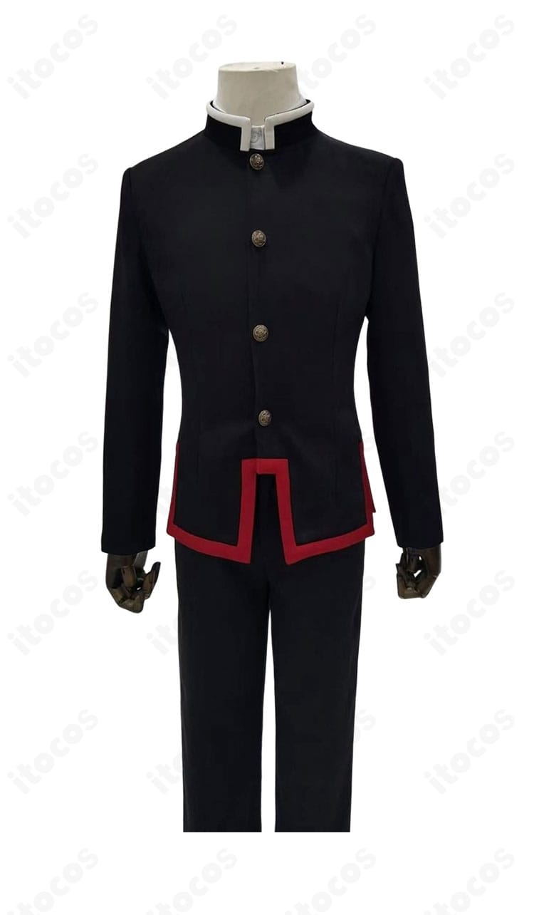 前身頃のクローズアップ。ボタンや縫い目、装飾の細部に焦点を当てた画像。