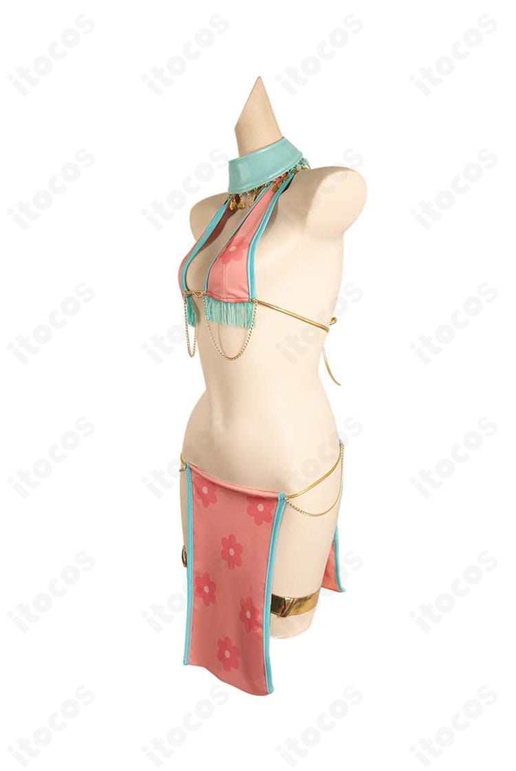 ルーシィ・ハートフィリア 踊り子衣装の右側面。スカートのラインと腰回りの装飾の見え方。