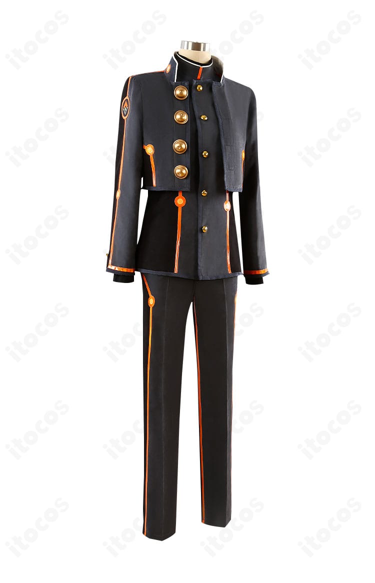 Fate/Grand Order 岸波白野（ザビ男）コスプレ衣装の側面。コートのサイドラインと袖の意匠を確認できる画像。