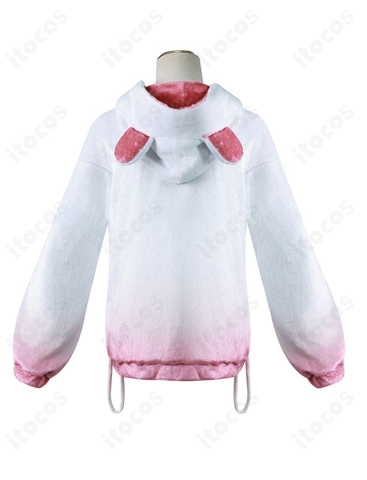 胸元リボンやチェーン風装飾など、宝鐘マリンの意匠を再現した細部ディテール