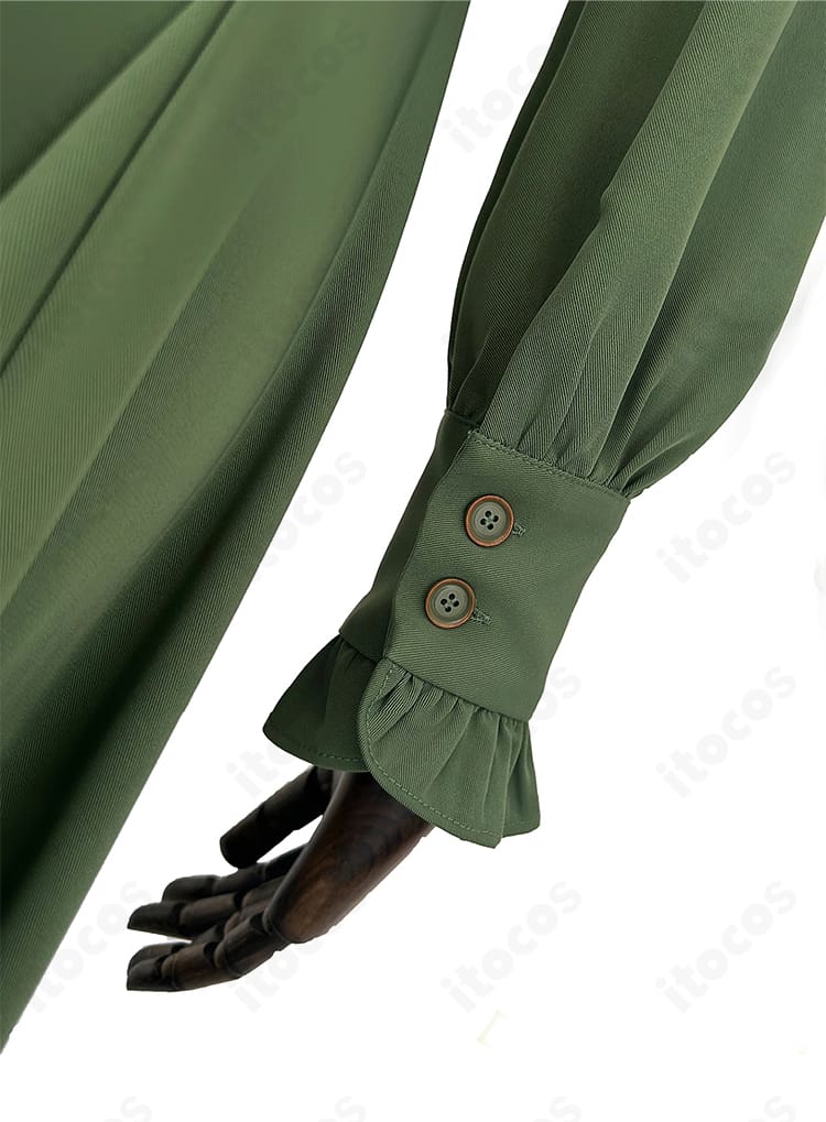 新世紀エヴァンゲリオン 学園制服コスプレの袖口ディテール。袖口の形状とステッチの仕上がりを示す写真。