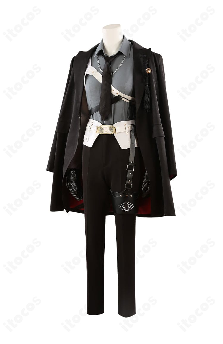 左側面ディテール。肩から裾にかけてのライン、手袋とストラップの取り回しを示す後家兼光衣装。