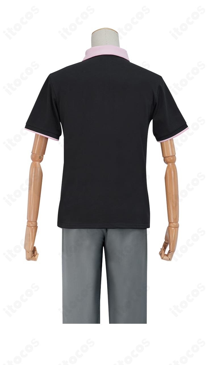 Free! 鮫柄学園 夏男子制服コスプレ衣装の背面全身。後ろ姿のシルエットがきれいに見える構図