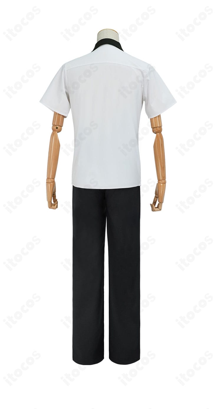 Free! 岩鳶高校 夏男子制服コスプレ衣装の背面。背中のラインと裾のバランスまで丁寧に仕立てられたディテール。