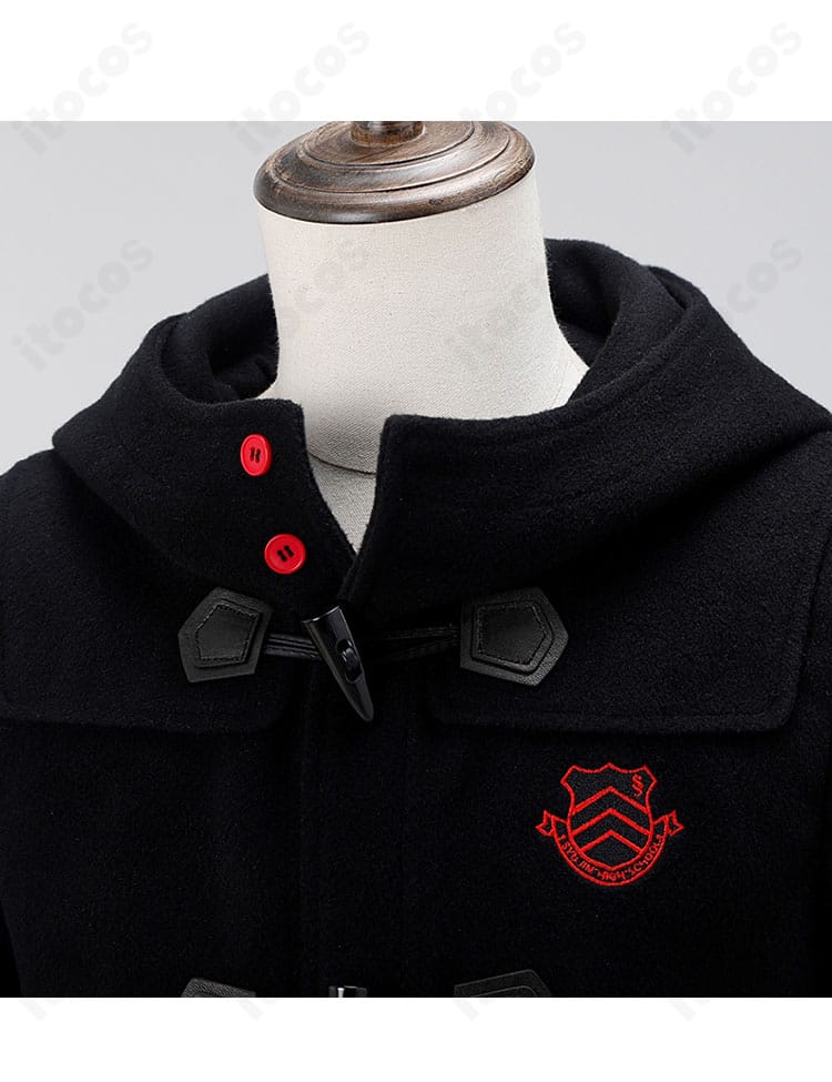 雨宮蓮 冬服コートの襟元クローズアップ。形状と縫製の美しさが伝わるディテール写真