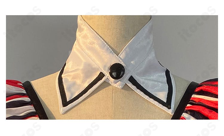 北条そふぃ コスプレ衣装の首元アクセ。つけ襟と刺繍装飾の精緻な仕上がりを示すクローズアップ。