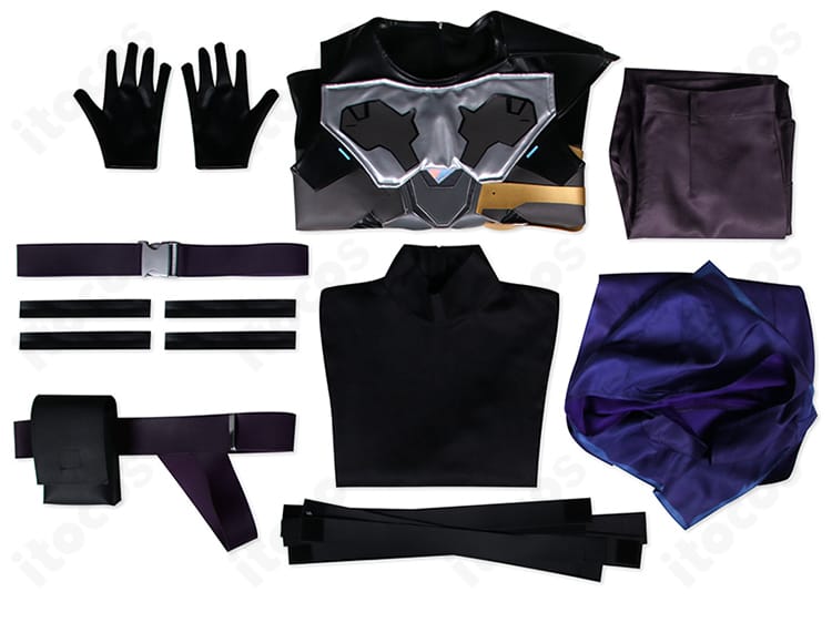 オーメン コスプレ衣装のセット内容一覧。トップスからマントまで一式が揃う構成。