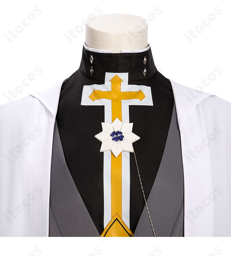 襟元装飾のクローズアップ。飛鳥=R=クロイツの特徴的な襟デザインとステッチの精度を表示