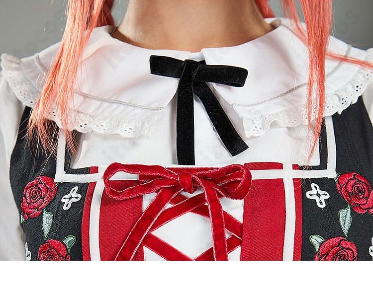 ホロ コスプレの蝶結び装飾ディテール。結び目の大きさとテープ幅が分かるアップ。