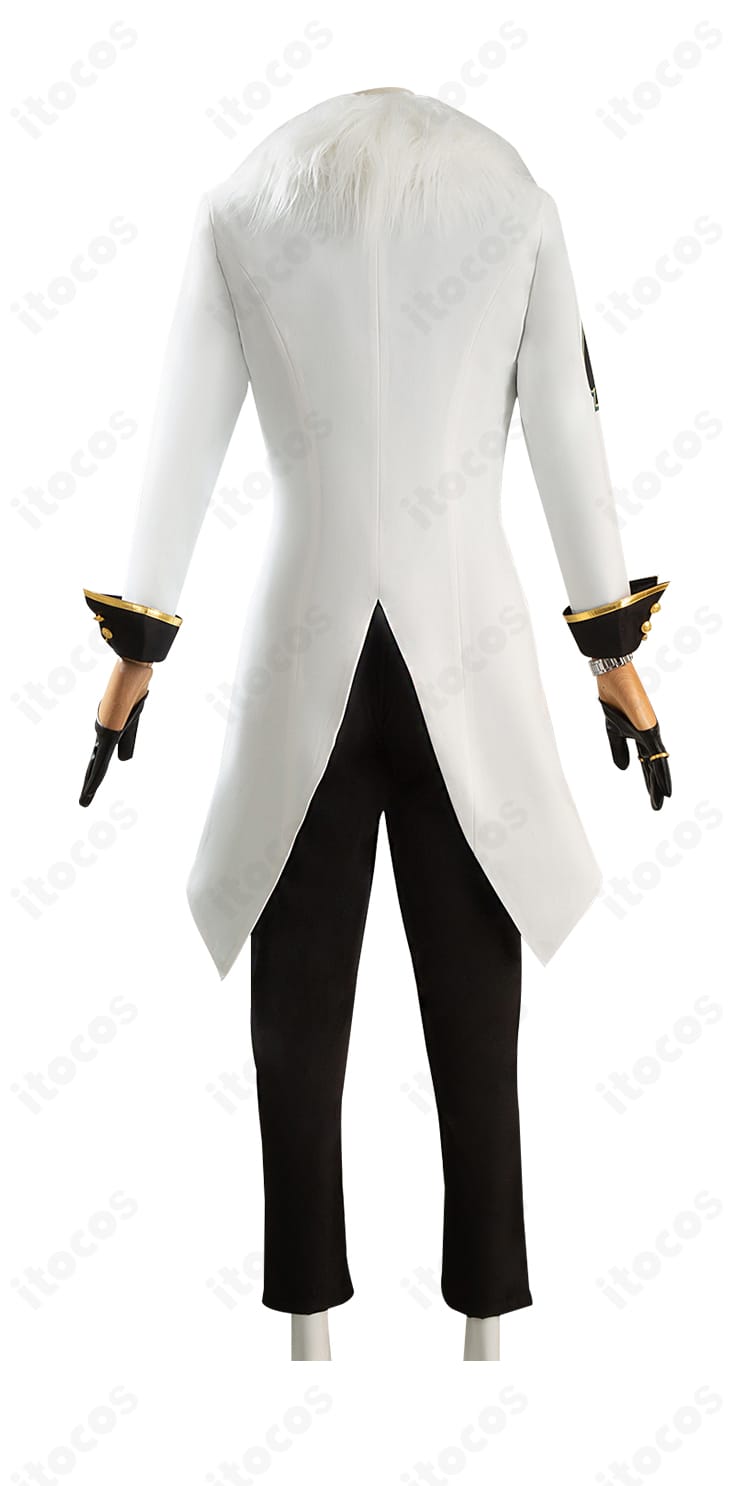 アベンチュリン コスプレ衣装の背面写真。背中の切り替えと装飾配置、コートの裾ラインが見える