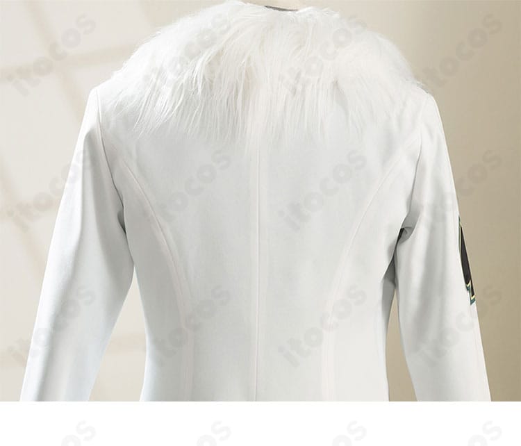 アベンチュリン コスプレ衣装の背面ディテール。背面装飾と縫製ラインの近接画像