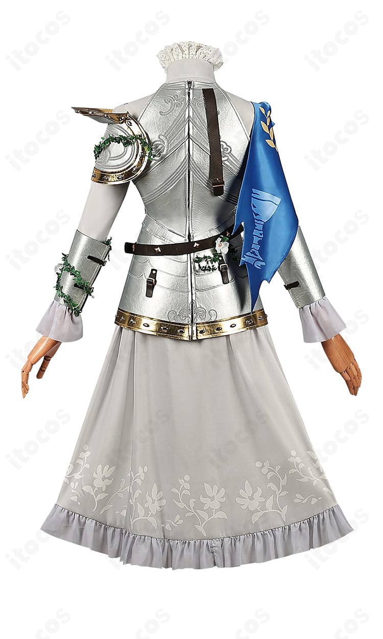 商品背面画像｜後ろ姿のラインと裾装飾・レッグカバーのディテール確認