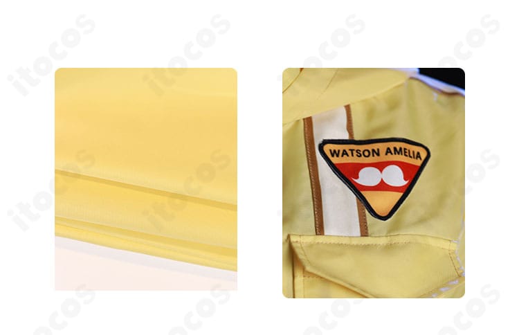 ワトソン・アメリアのコスプレ衣装・胸元装飾の近接。エンブレムと配色ライン