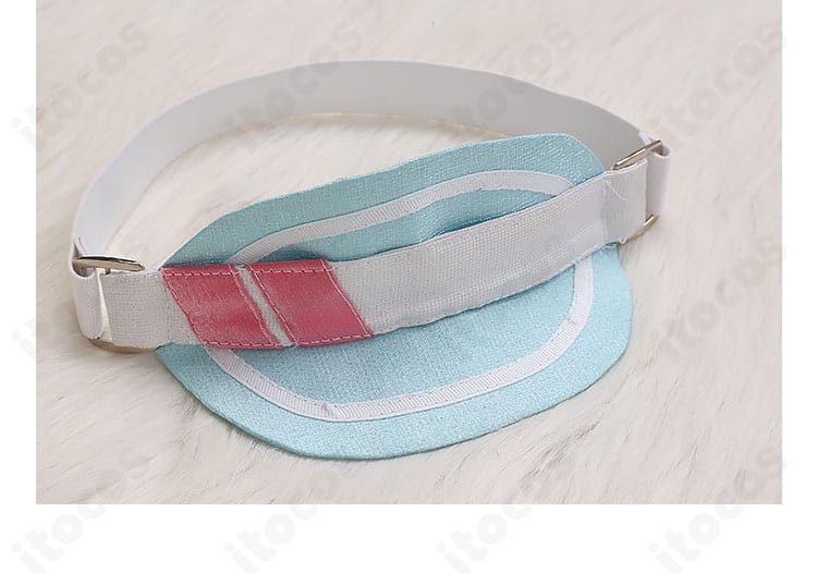 ハッピーチャーム衣装 発飾り（ヘッドアクセ）のアップ。形状と留め具の構造がわかる画像