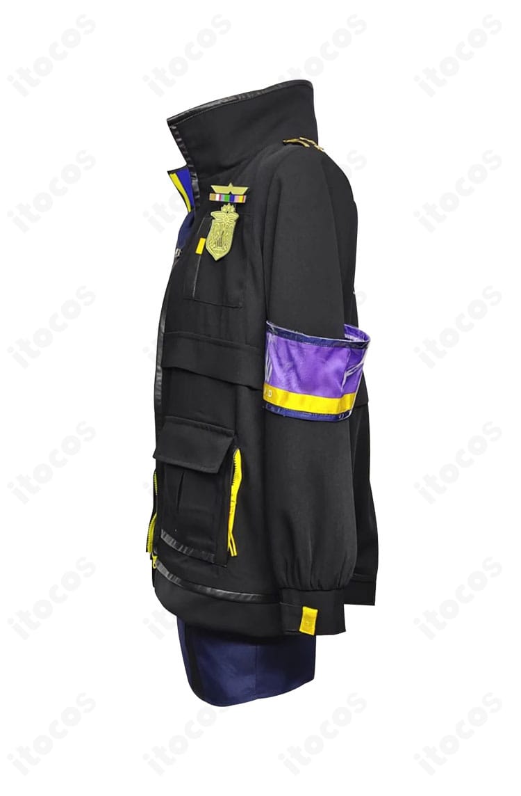 尾刃カンナ 衣装の左側ディテール。袖口の縫製やサイドシーム、装飾の取り付け精度が分かる近接カット。