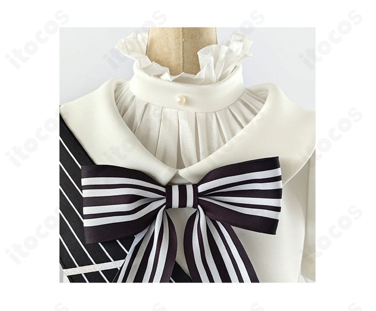 鏡音リン衣装の蝶結び装飾ディテール。結びの形と質感が分かるクローズアップ