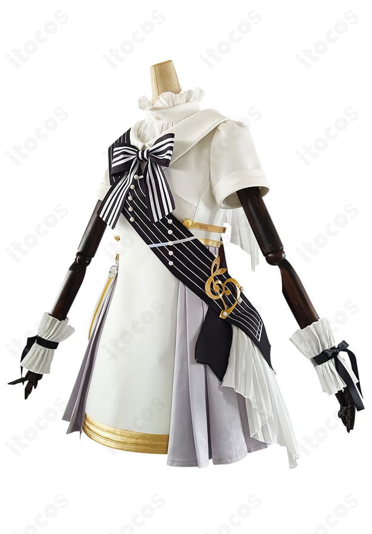 鏡音リン 初音ミクシンフォニー2024コスプレ衣装の側面ディテール。エレガントなラインと装飾の配置