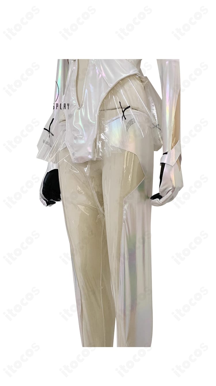 シンデレラ衣装のパンツ部分装飾ディテール。全体デザインと統一感のあるパーツの近接画像。